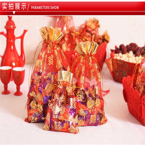 百年好合 紅色糖果紗袋的浪漫寓意與婚禮美學(xué)